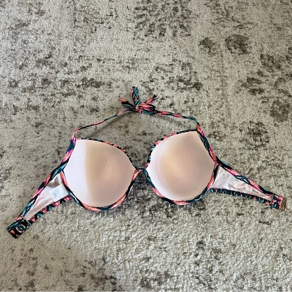 Shade & Shore Peach and Blue Geometric Underwire Bikini Top size 38DD